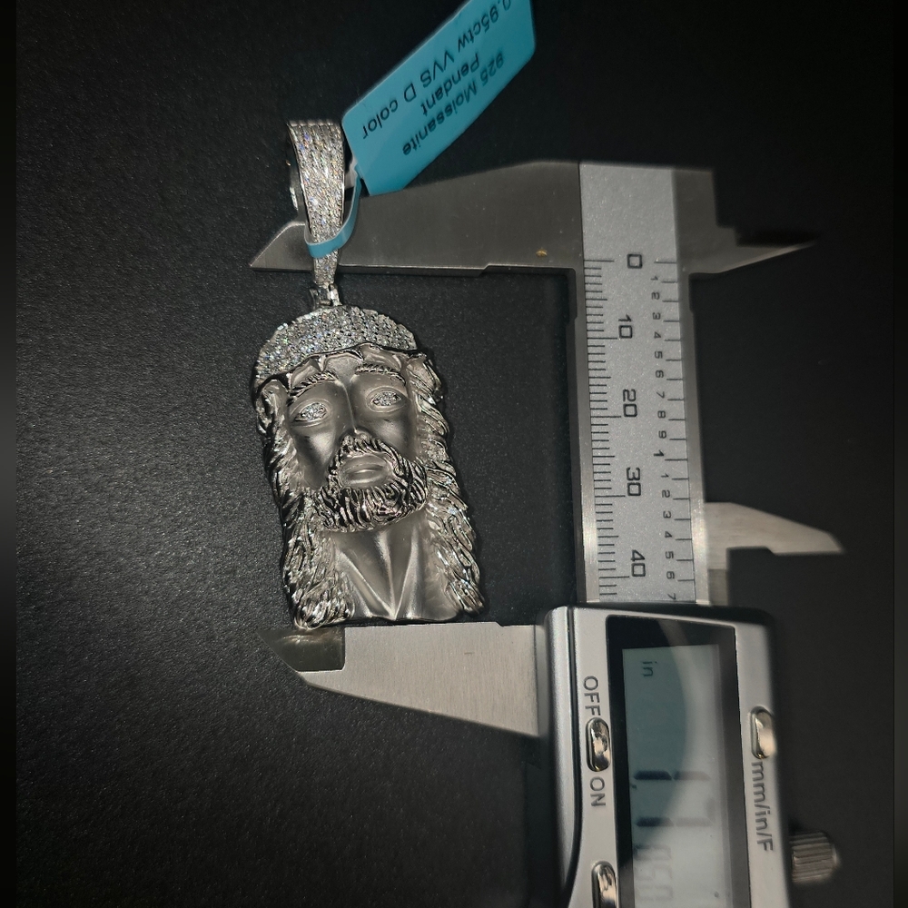 💎 Iced Out Jesus Piece Pendant – Moissanite | 925 Silver (Rhodium Plated) 💎 - Picture 8 of 14